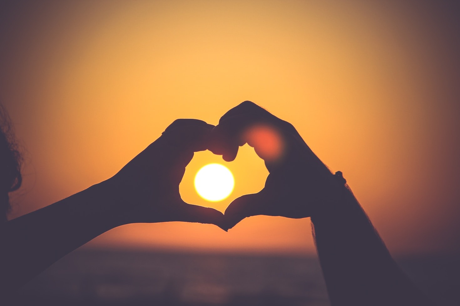 Cómo fortalecer el amor con técnicas tradicionales